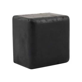 A loose rubber cap for the 1 kg sledgehammer