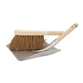 Dustpan with metal tin
